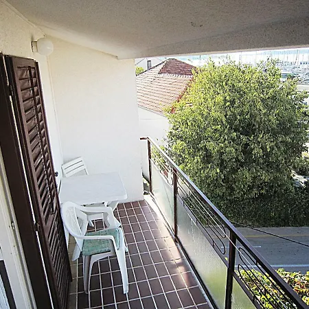 Apartment Smilja *