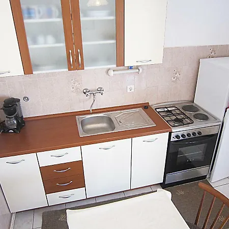 Apartment Smilja *